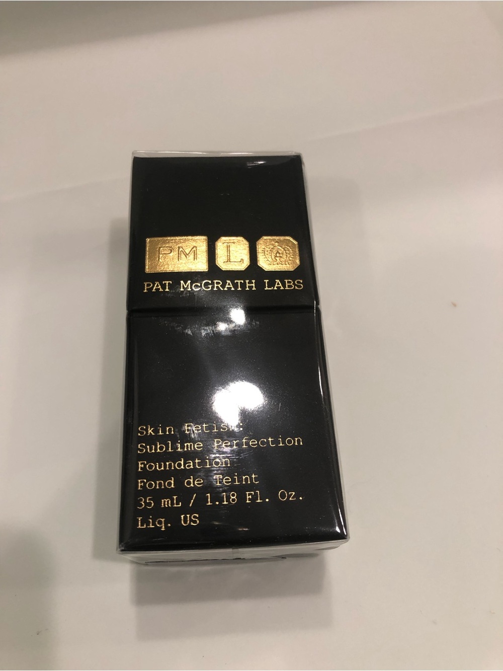 PAT Mcgrath labs Skin Fetish: Sublime Perfection Weightless Foundation